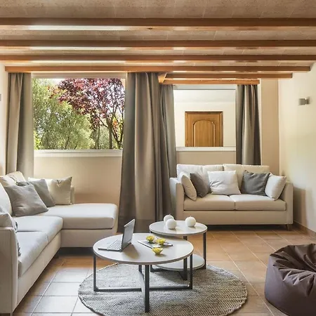 Luxury With Sea View And A Private Swimming Pool *